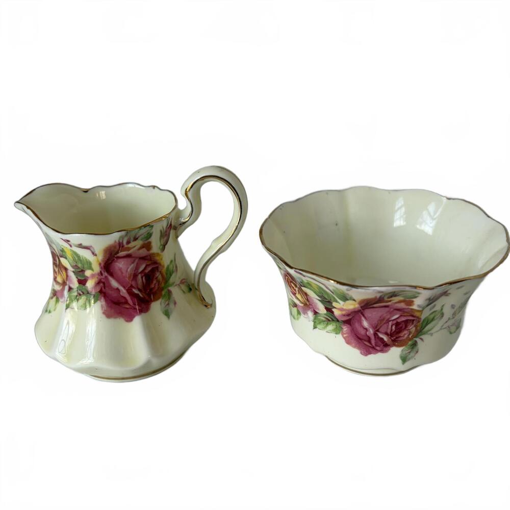 Paragon 'Golden Emblem' bone china creamer and sugar bowl set.